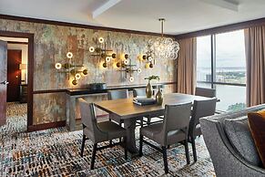 Renaissance Mobile Riverview Plaza Hotel