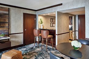 Renaissance Mobile Riverview Plaza Hotel