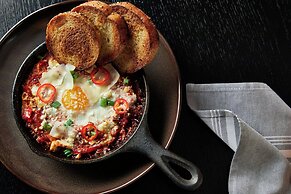 Renaissance Mobile Riverview Plaza Hotel