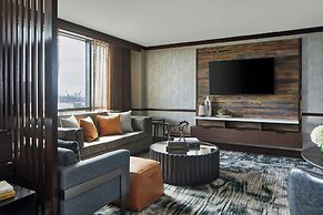 Renaissance Mobile Riverview Plaza Hotel