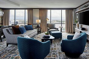 Renaissance Mobile Riverview Plaza Hotel