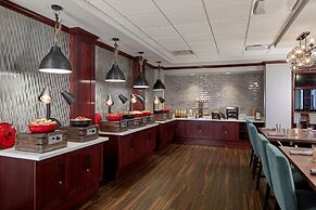 Renaissance Mobile Riverview Plaza Hotel