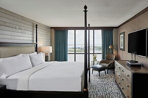 Renaissance Mobile Riverview Plaza Hotel