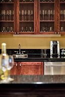 Renaissance Mobile Riverview Plaza Hotel