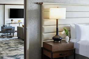 Renaissance Mobile Riverview Plaza Hotel