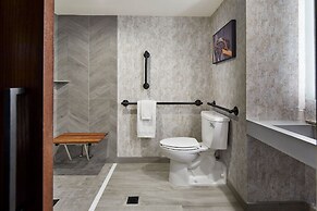 Renaissance Mobile Riverview Plaza Hotel