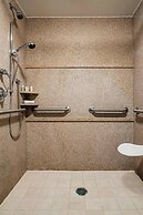 Renaissance Mobile Riverview Plaza Hotel