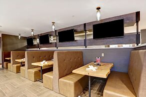 Holiday Inn Mississauga Toronto West by IHG