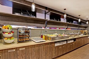 Holiday Inn Mississauga Toronto West by IHG