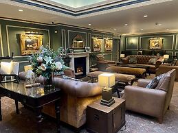 The Swans Nest Hotel