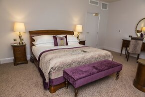 The Swans Nest Hotel