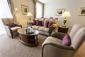 The Swans Nest Hotel