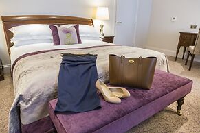 The Swans Nest Hotel