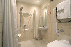 The Swans Nest Hotel