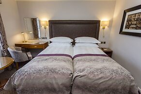 The Swans Nest Hotel