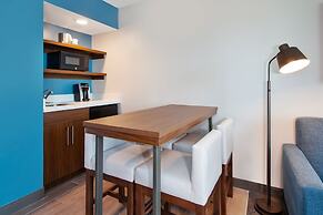 Holiday Inn Express Hotel & Suites VA Beach Oceanfront by IHG