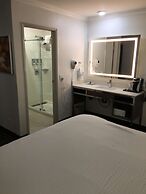 Best Western Courtesy Inn Hotel - Anaheim Resort at the Park