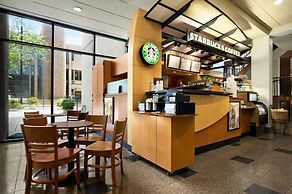 Hilton Knoxville
