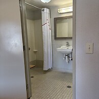 Red Roof Inn Greensboro Airport