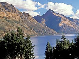 Mercure Queenstown Resort