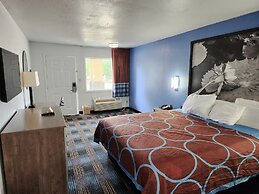 Super 8 by Wyndham Shreveport