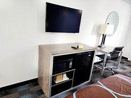 Super 8 by Wyndham Shreveport