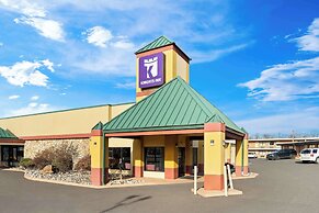 Knights Inn Montgomeryville