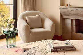 The Berkeley, Maybourne