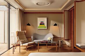 The Berkeley, Maybourne