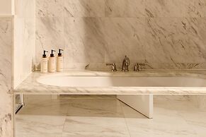 The Berkeley, Maybourne