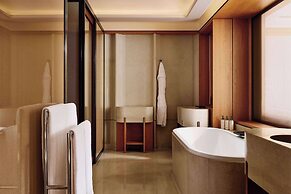 The Berkeley, Maybourne