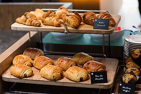 Crowne Plaza Gerrards Cross by IHG