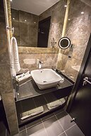 Crowne Plaza Gerrards Cross by IHG