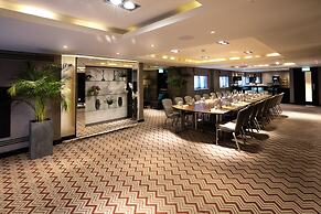 Crowne Plaza Gerrards Cross by IHG