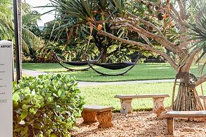 Hilton Palm Beach PBI