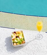 Hilton Palm Beach PBI