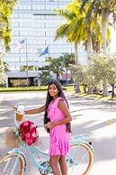 Hilton Palm Beach PBI