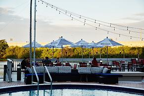 Hilton Palm Beach PBI