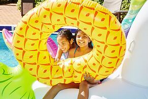 Hilton Palm Beach PBI