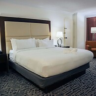 Hilton Palm Beach PBI