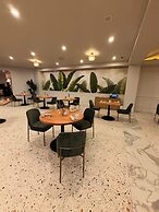 Hilton Palm Beach PBI