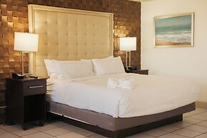 Hilton Palm Beach PBI