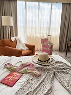 Hilton Palm Beach PBI