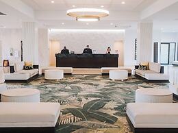 Hilton Palm Beach PBI