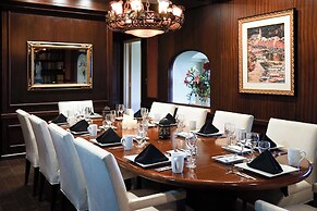 Hilton Palm Beach PBI