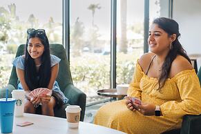 Hilton Palm Beach PBI