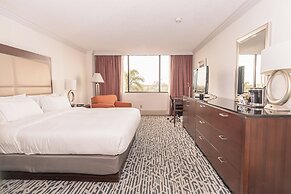 Hilton Palm Beach PBI