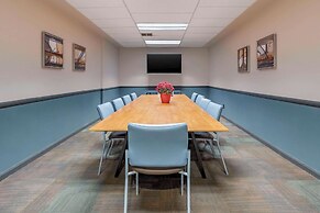 Hell Canyon Grand Hotel, Ascend Hotel Collection