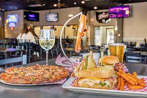 Hell Canyon Grand Hotel, Ascend Hotel Collection