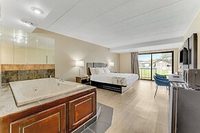 Red Carpet Inn & Suites